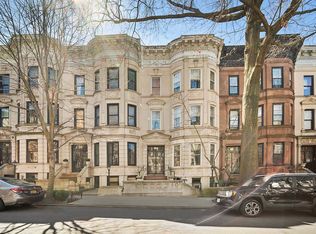 560 1st St, Brooklyn, NY 11215