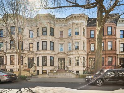 560 1st St, Brooklyn, NY, 11215