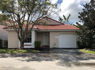 1415 Seagrape Cir, Fort Lauderdale, FL 33326