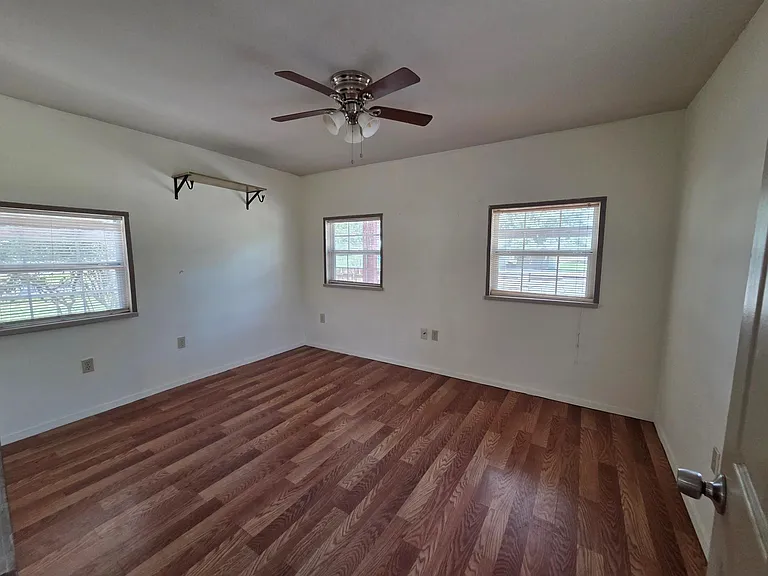 22884 Oakmont Dr — Photo 12