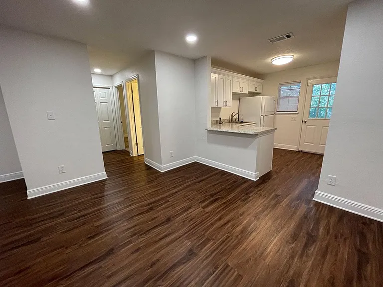 3720 Donovan Dr #C — Photo 13