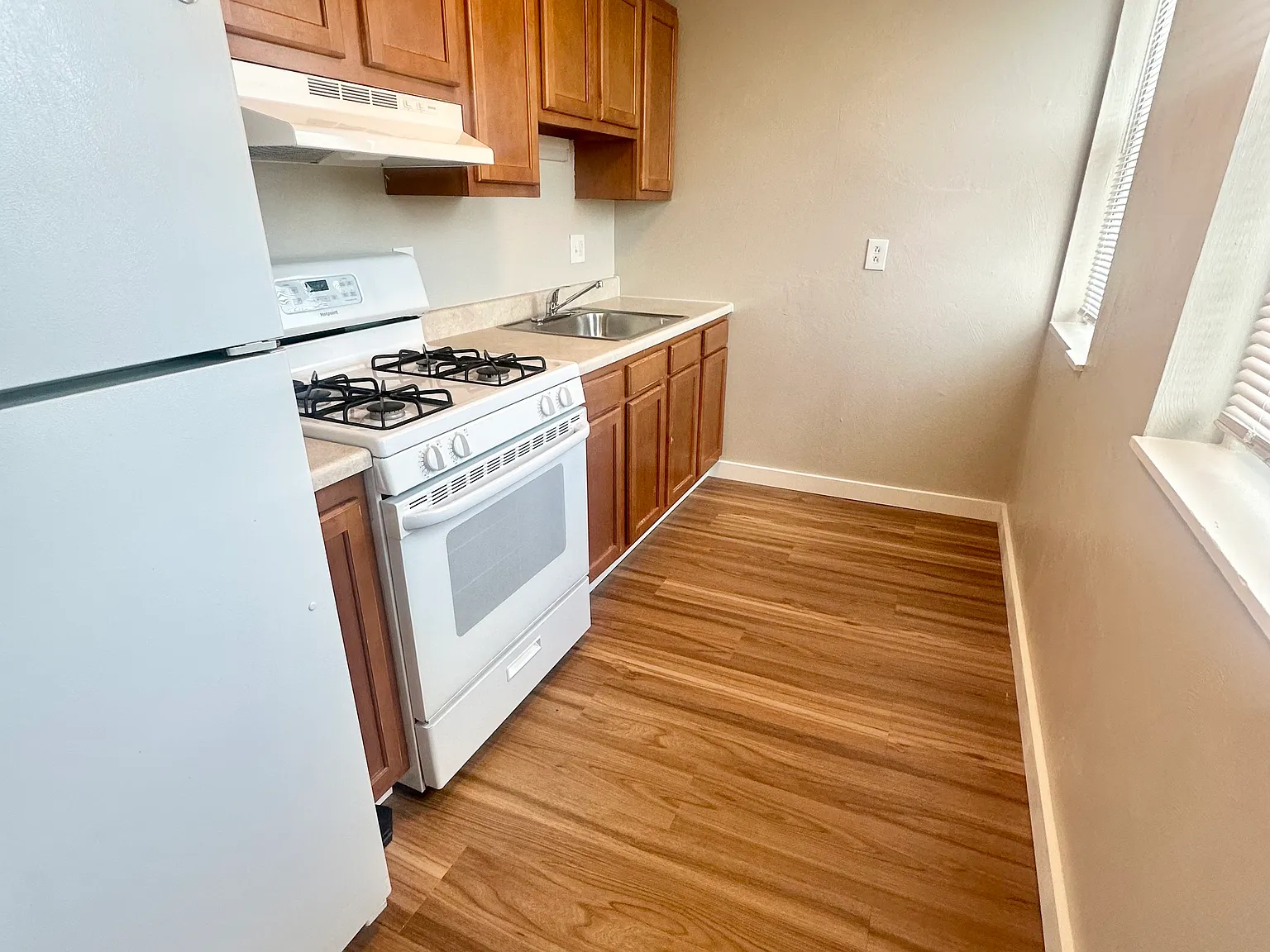1 bed, $950 — Photo 2