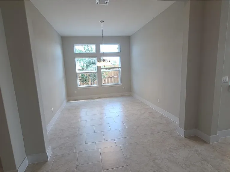 2116 Palmera Ridge Blvd — Photo 7