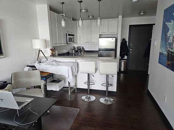 3rd image of 655 Crockett St APT B303