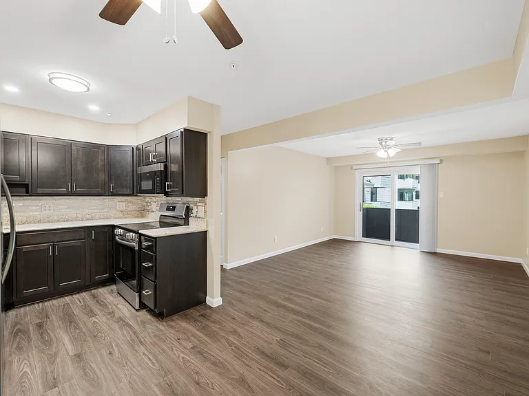 1325 Prospect Village Ln #D — Photo 6