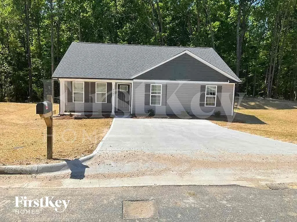 3 bed, 2.0 bath, 1536 sqft, $2,195 — Photo 1