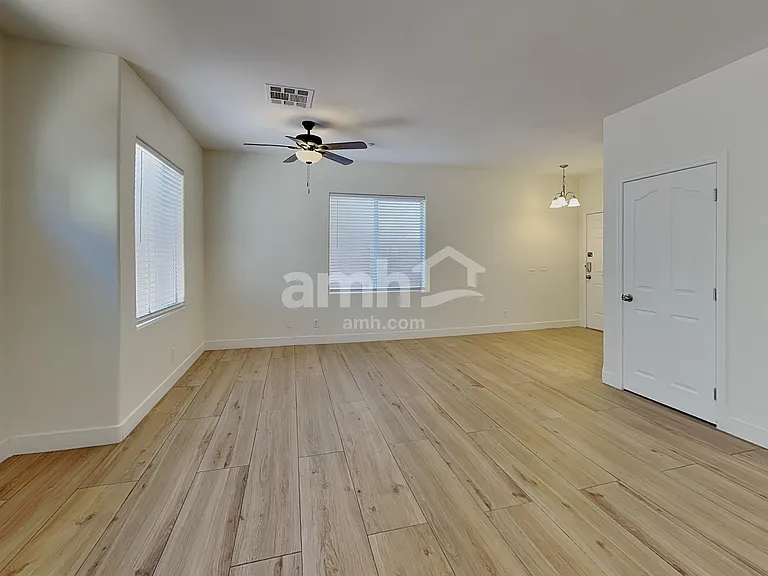 8928 Cambridge Glen Ct — Photo 6