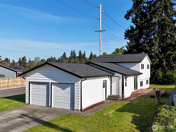 1716 W Young Street, Elma, WA 98541
