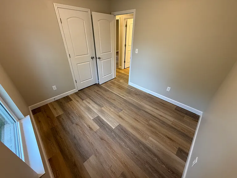 407 S Main St — Photo 17