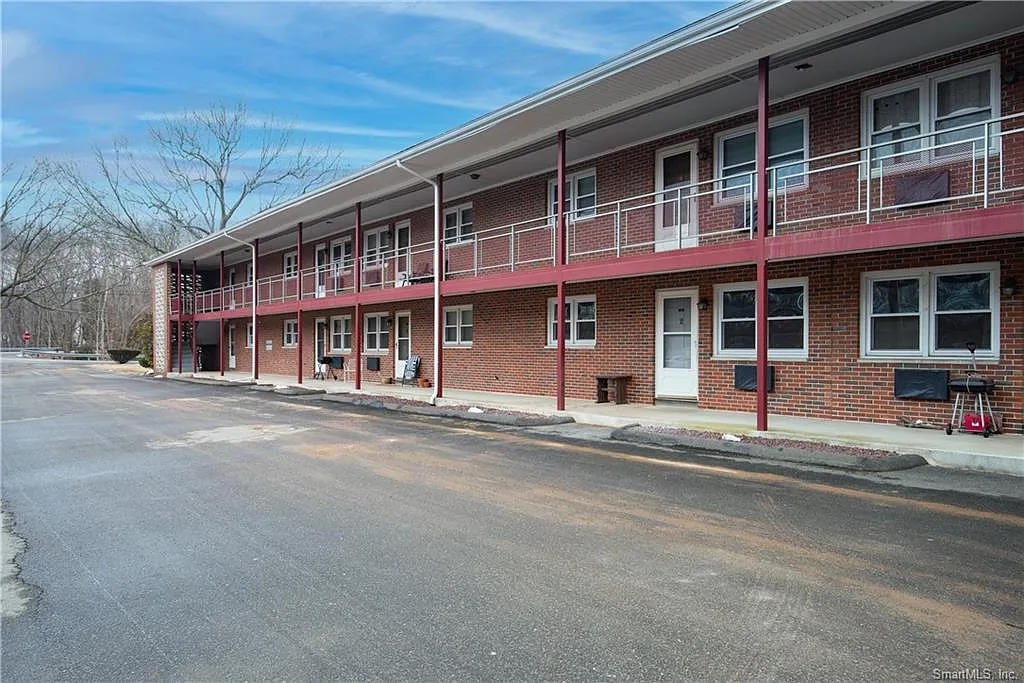 1 bed, 384 sqft, $1,550 — Photo 2