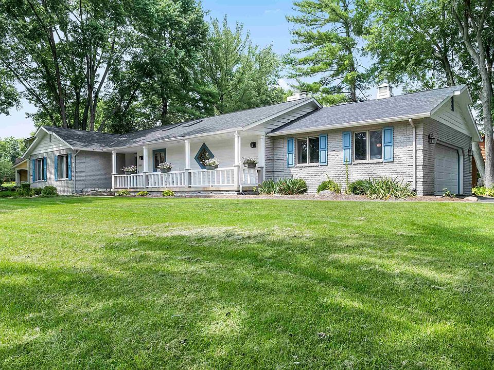 1st image of 1320 King Arthur Dr