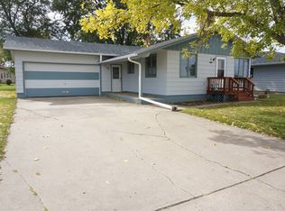 8 Summit St, Sisseton, SD 57262