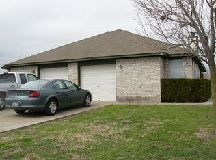 111 Axis Deer Trl UNIT B, Hutto, TX 78634