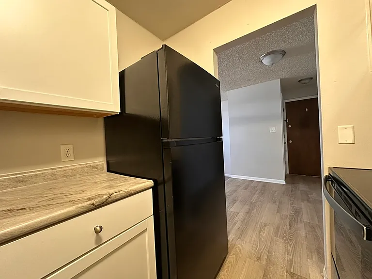 803 Kitchen