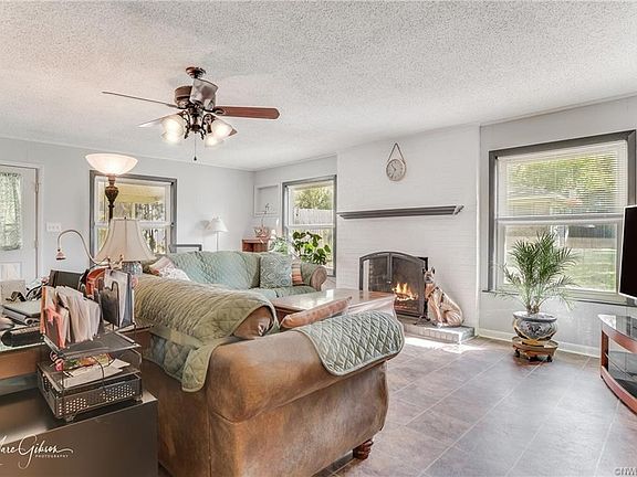 4th image of 9447 Kroetz Dr