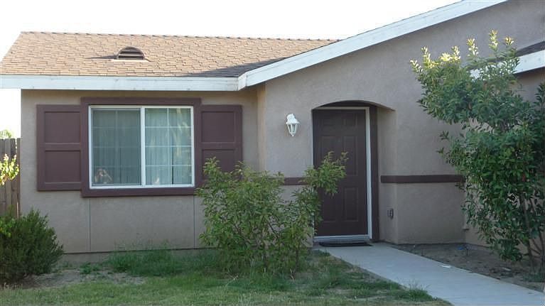2nd image of 2227 Valley View St