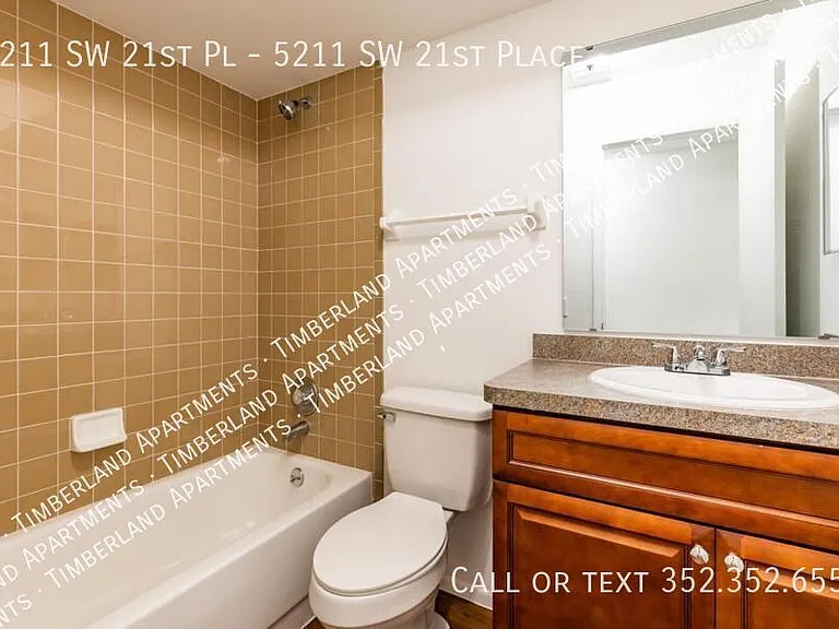 5211 SW 21st Pl #5211 SW 21ST PLACE — Photo 7