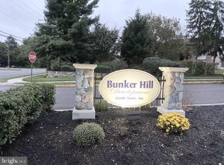 27 Pickwick Pl, Sewell, NJ 08080