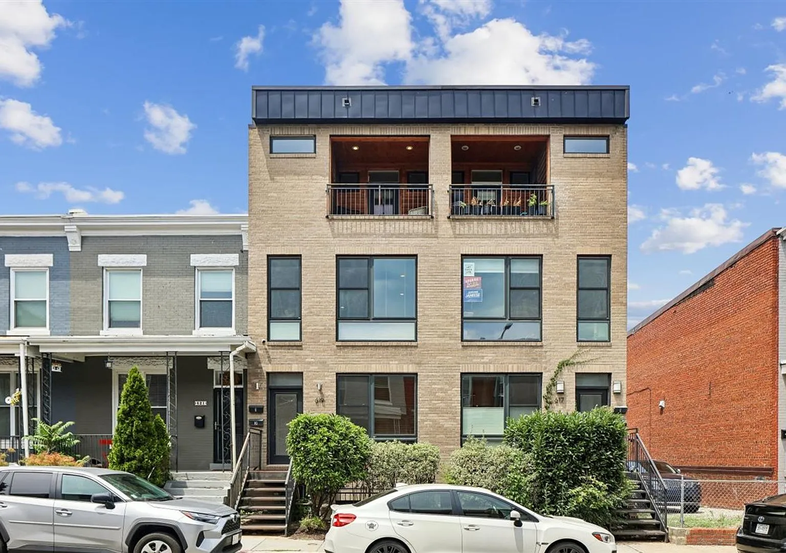 Stunning 2br/2.5bth Condo With Rooftop And Reserved Parking! Near Howard U! — Photo 2