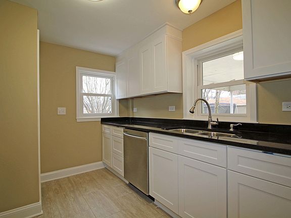 5th image of 3606 S 57th Ave