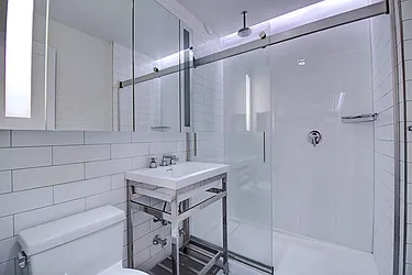 Rented by Urbane Brokerage