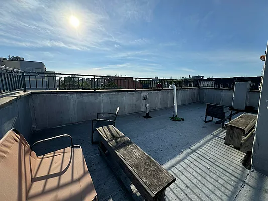 Rented by Delmark Realty LLC | media 15