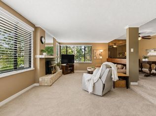 15313 19th Ave #212, Surrey, BC V4A1X6