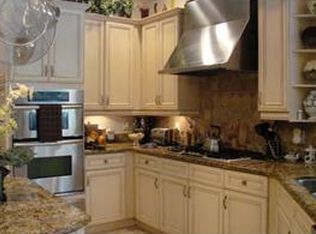 491 3rd St SW, Naples, FL 34117