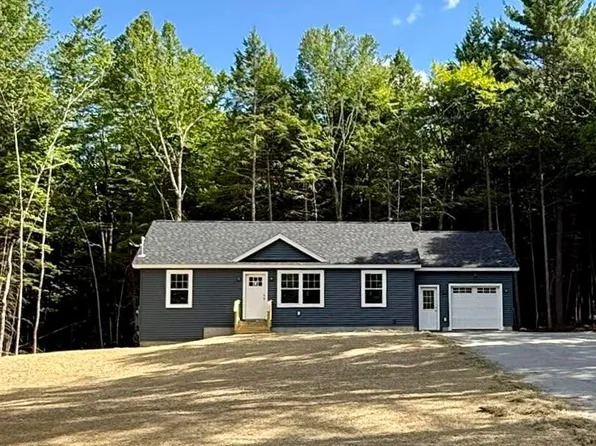 28 Beechwood Lane, Bridgton, ME 04009
