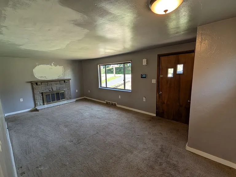 960 Agnew Rd — Photo 22