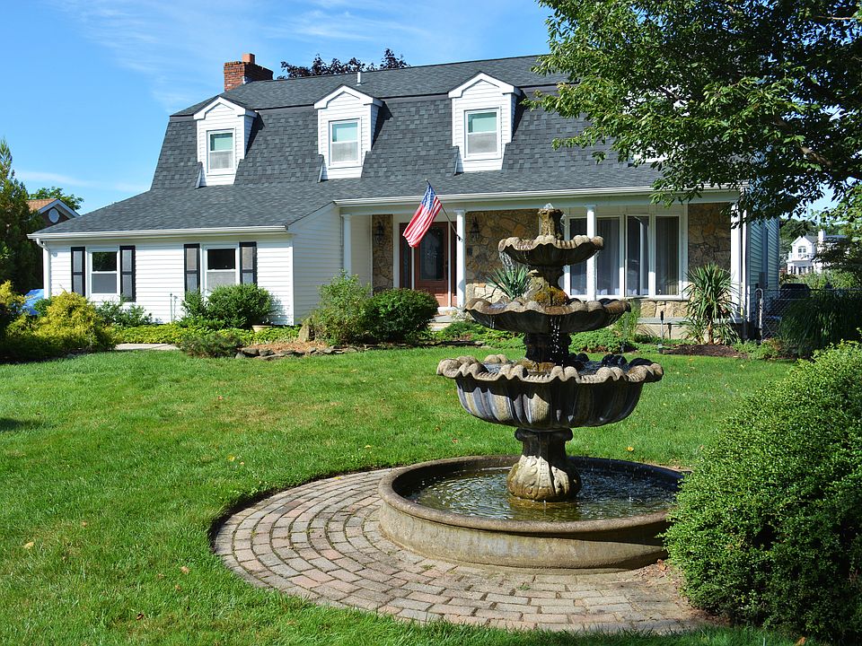 1st image of 73 Percy Williams Dr
