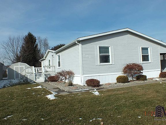2nd image of 121 Birchwood
