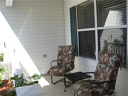 4th image of 2729 Privada Dr