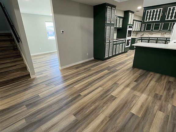 5th image of 5237 Catskills Dr