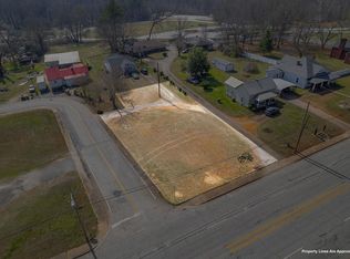 599 W Main St, Pickens, SC 29671