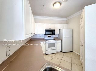 4306 Bayside Village Dr APT 303, Tampa, FL 33615