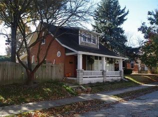 422 E C St, Belleville, IL 62220