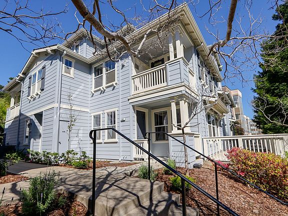 4th image of 600 Live Oak Way APT 602