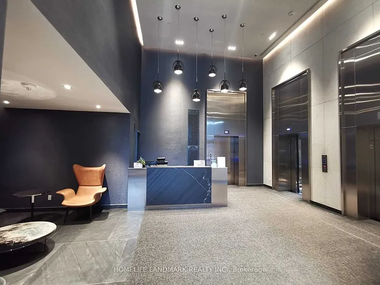 28 Wellesley St E #2210 — Photo 6