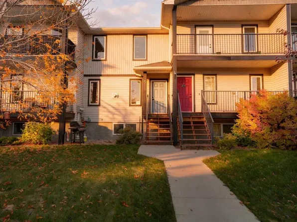 3814 N Sundance Rd #5, Coalhurst, AB T0L 0V2