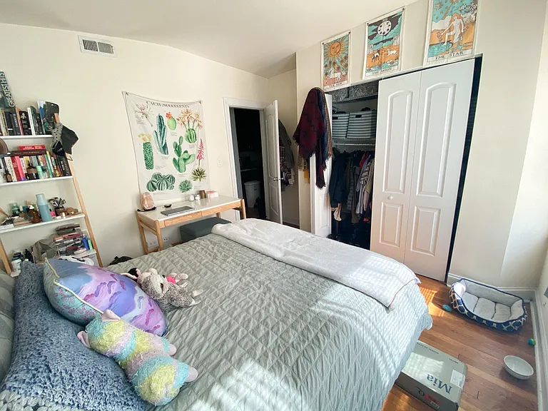 4814 N. Rockwell St. — Photo 8