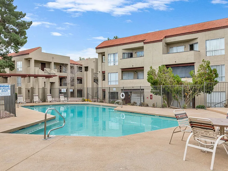 Glen Brae Apartments — Photo 6