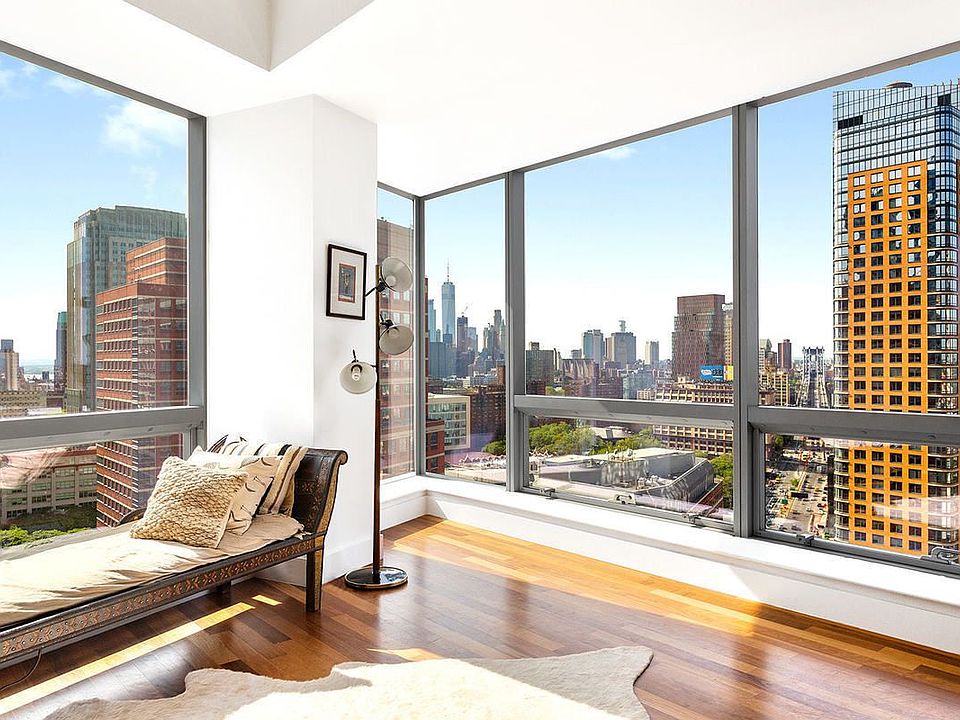 1st image of 150 Myrtle Ave APT 2203