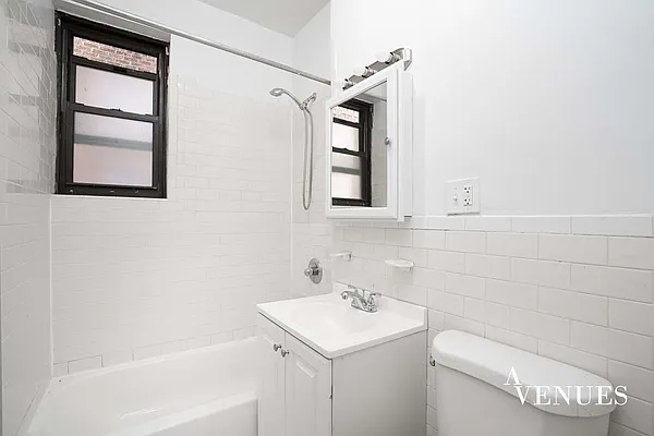 Rented by Avenues Real Estate | media 22