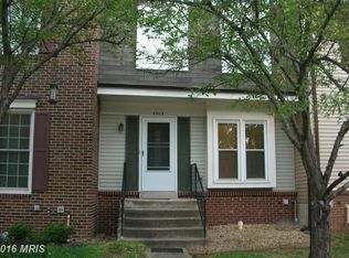 5905 Grisby House Ct, Centreville, VA 20120