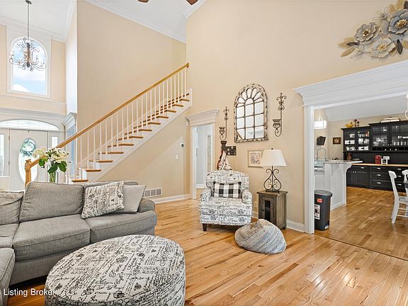 4th image of 3516 Woodmont Park Ln