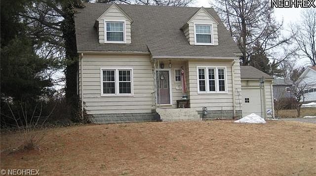 1st image of 702 Armstrong Ln