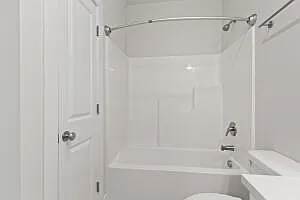 1215 Corporate Dr — Photo 9