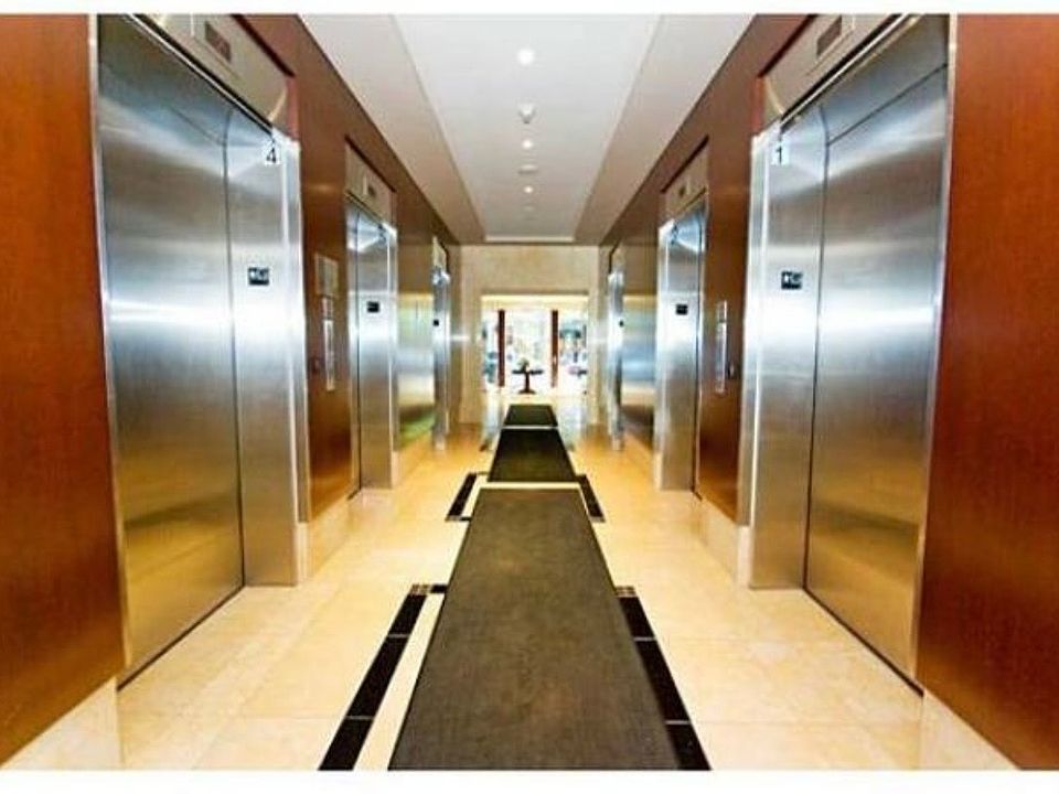 1st image of 610 Granville St #1103