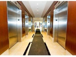 610 Granville St #1103, Vancouver, BC V6C 3T3